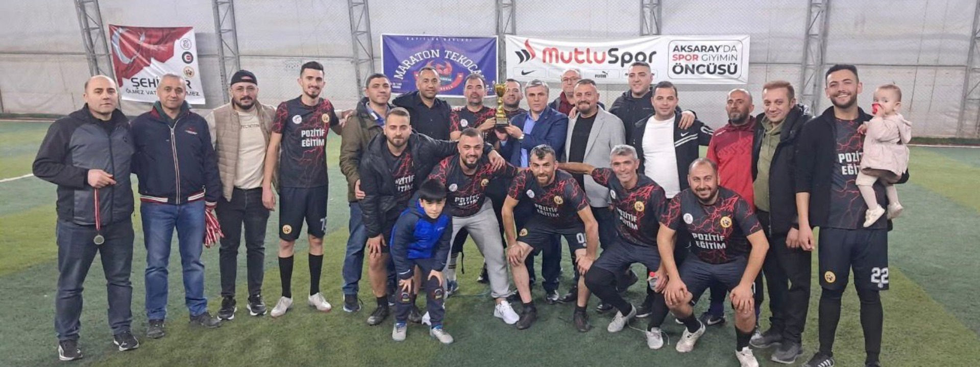 ŞAMPİYON ÖZ SAĞLIK İŞ UNİTED FUTBOL TAKIMI…